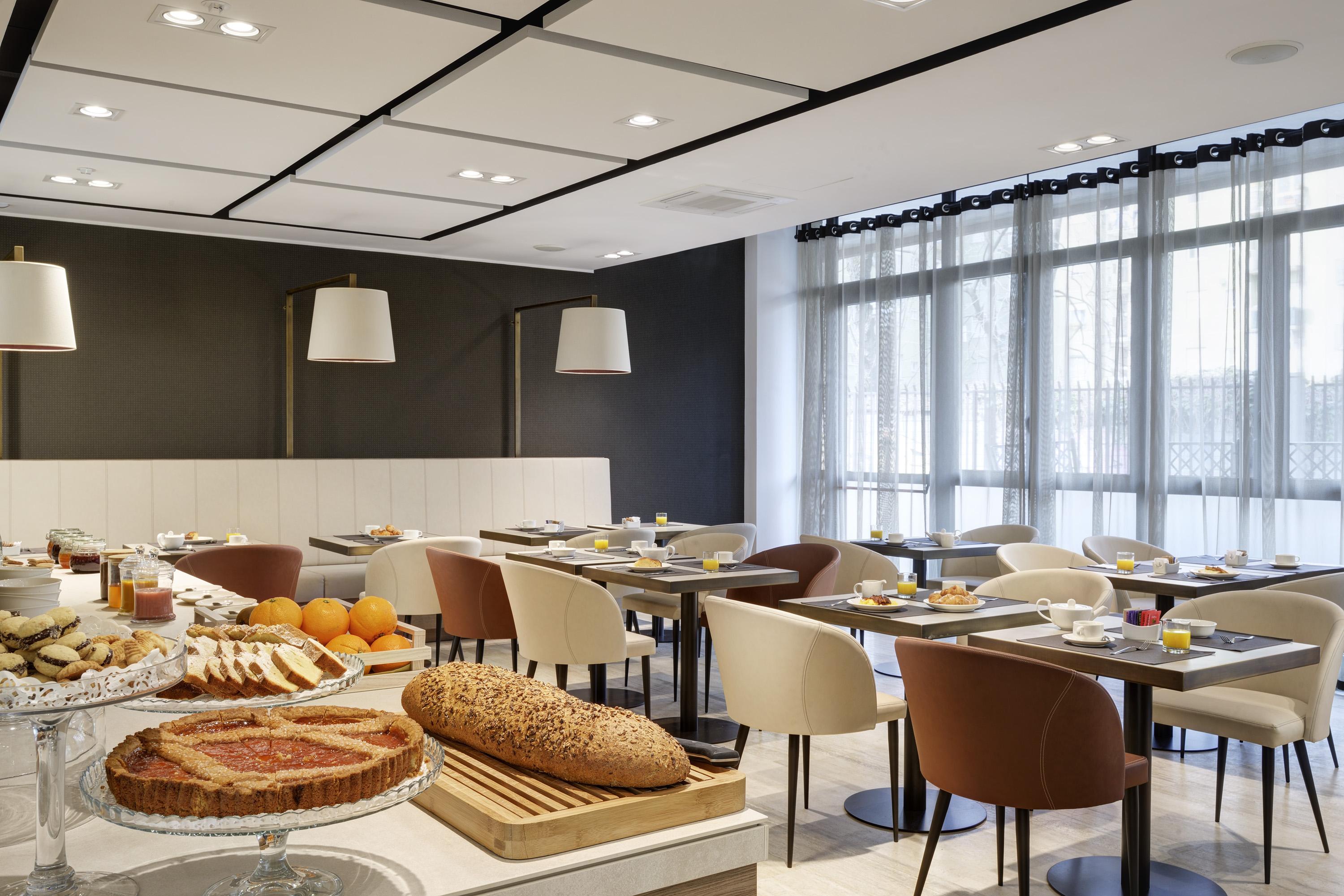 Unaway And Linea Uno Milano