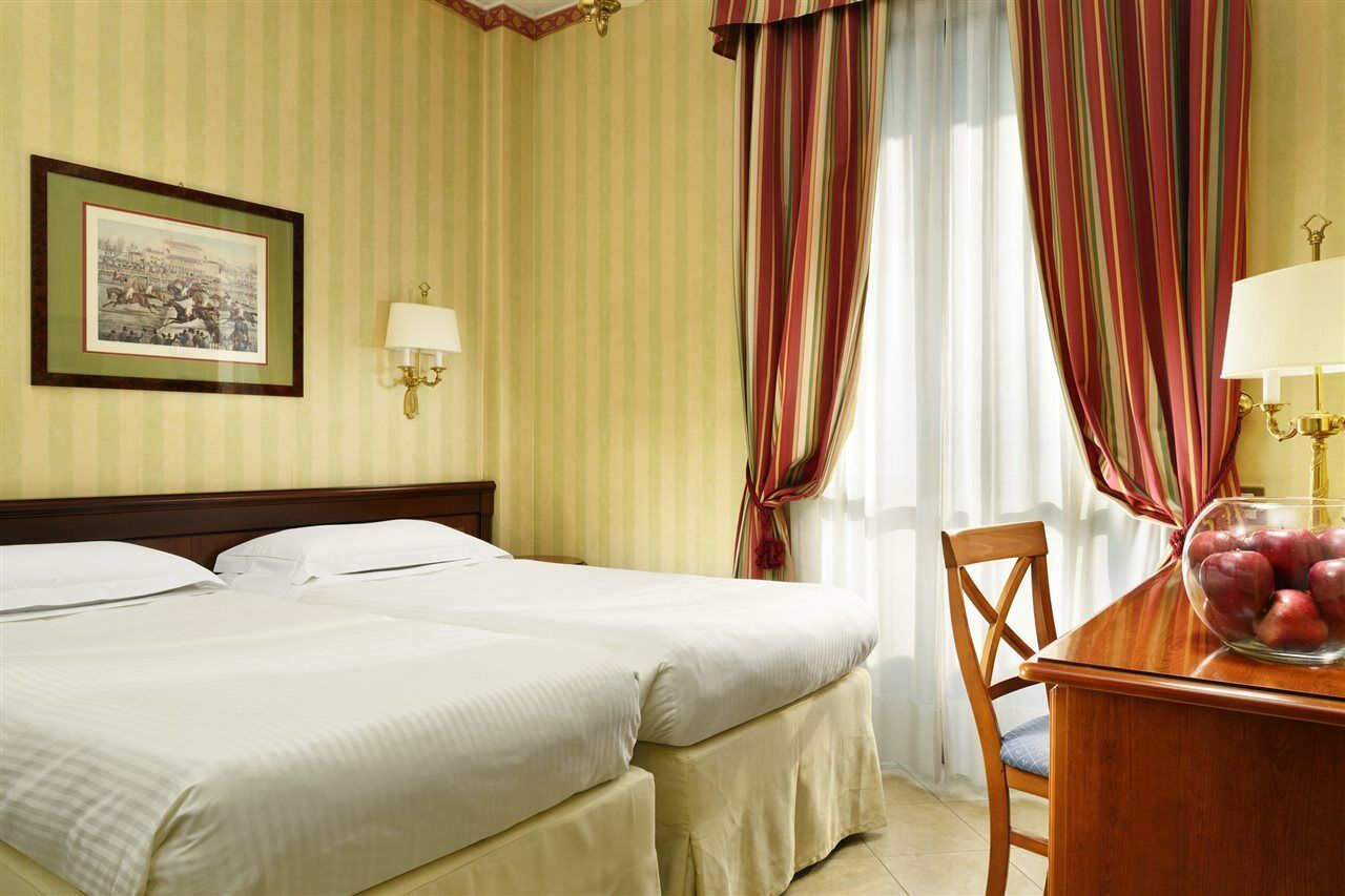 Hotel Unaway And Linea Uno Milano